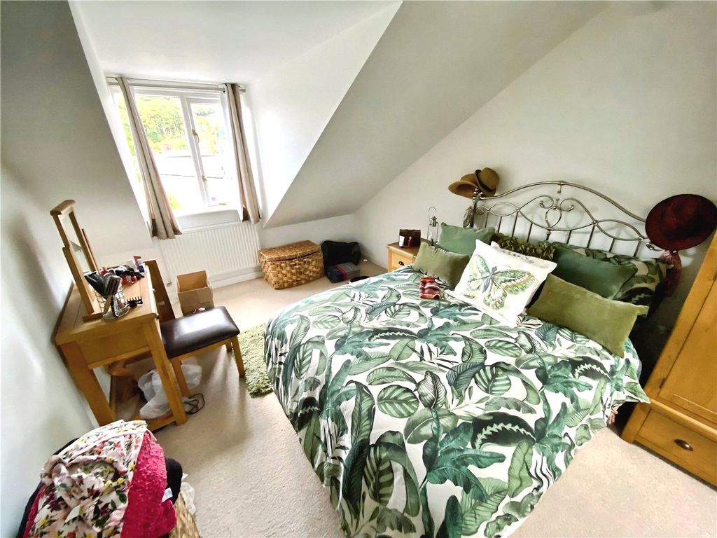 Property photo 3 of 4 Picture No. 09