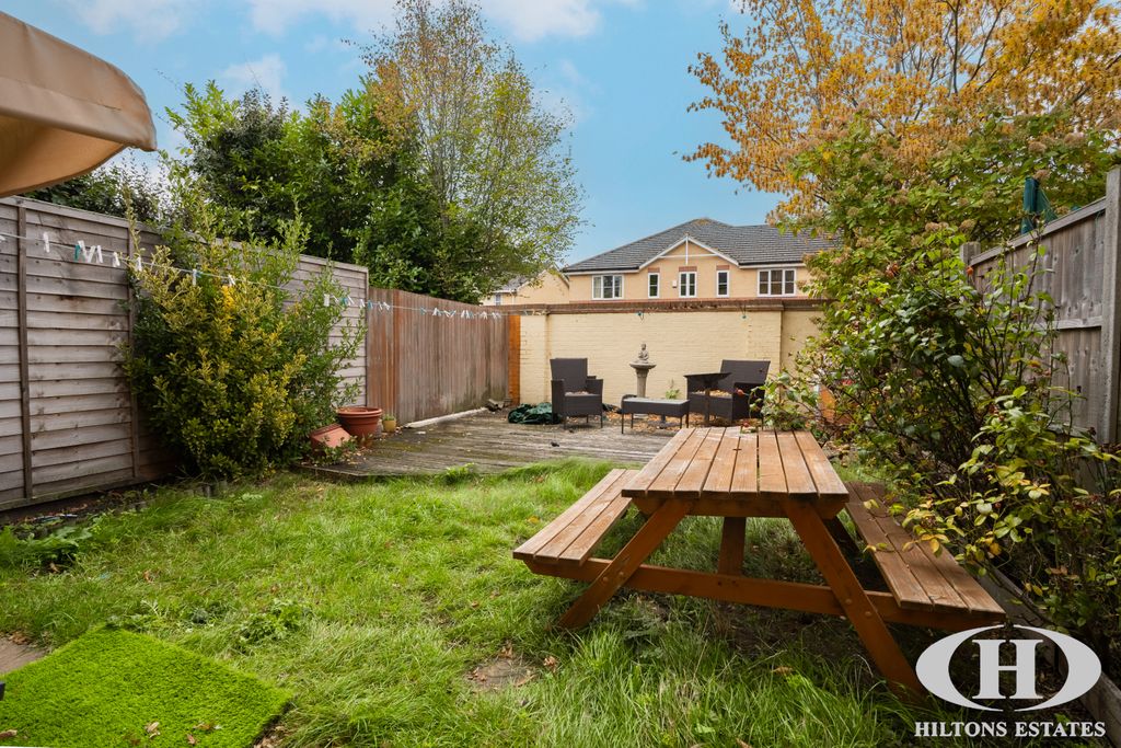 Property photo 3 of 18