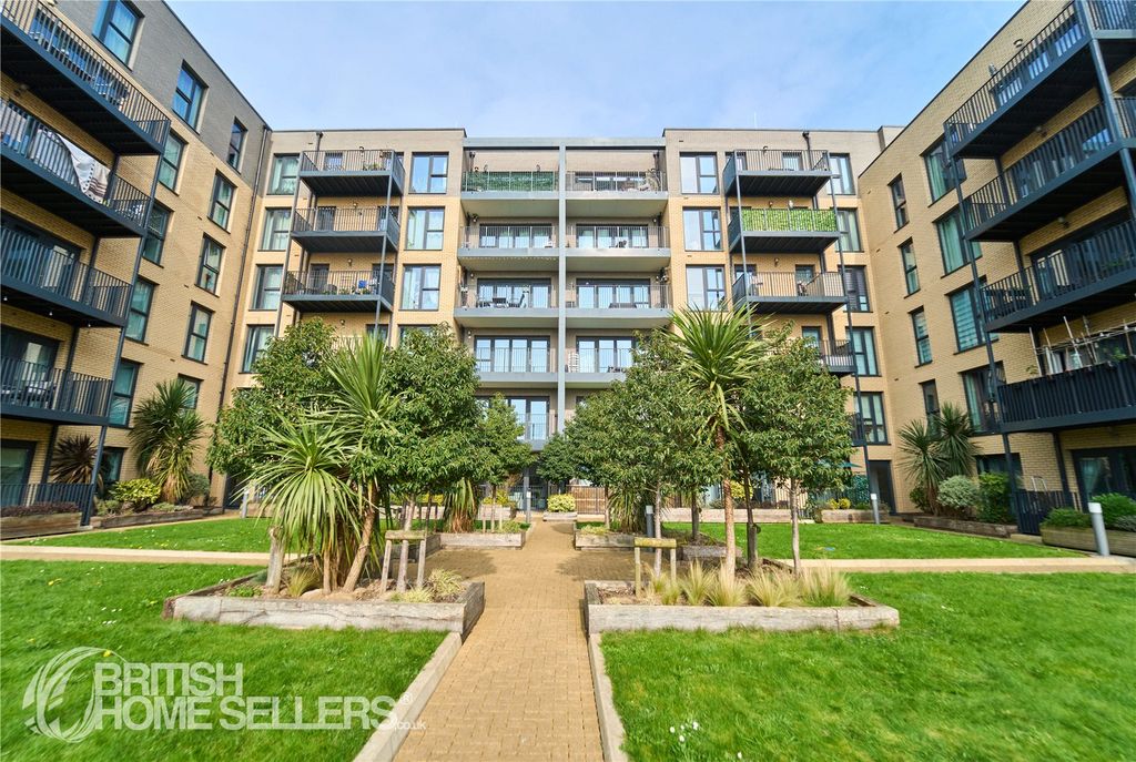 Property photo 1 of 17 Picture No. 12