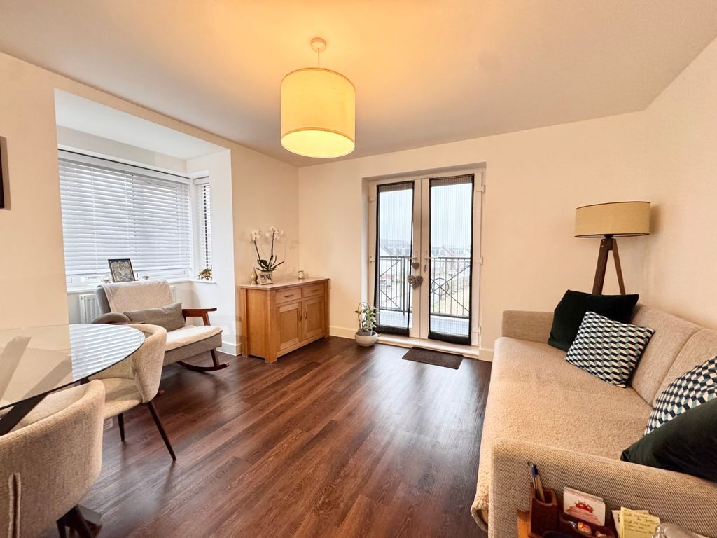 Property photo 3 of 9 Picture 3