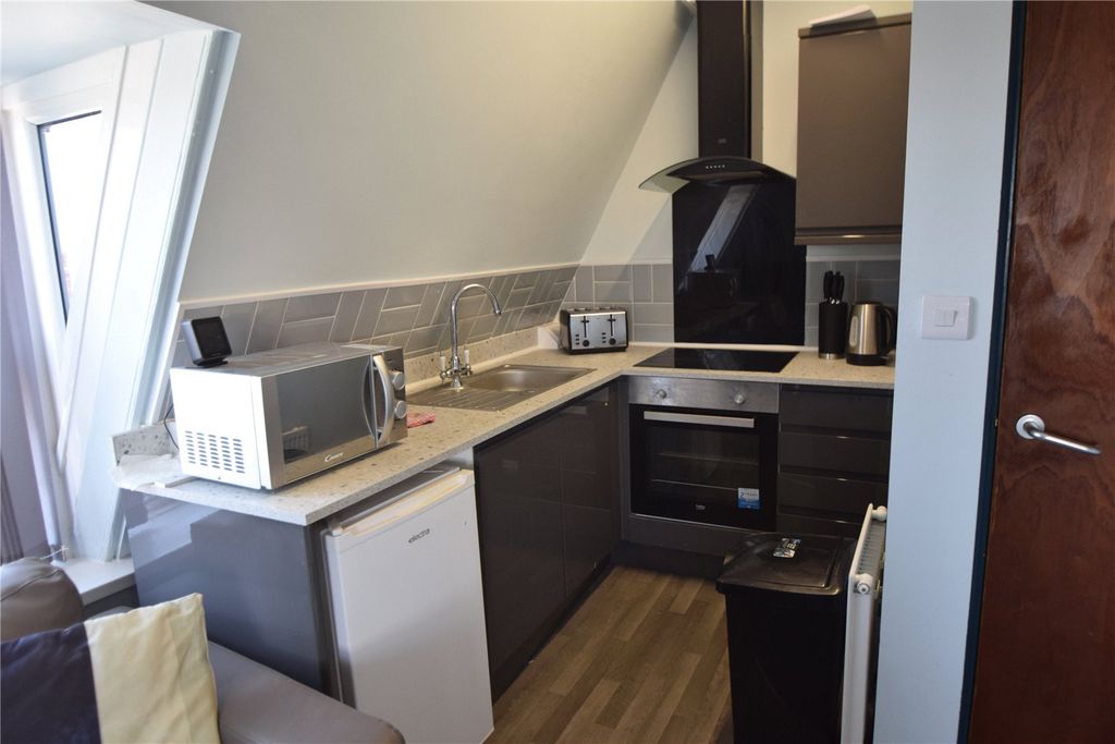 Property photo 2 of 7 Kitchen Area