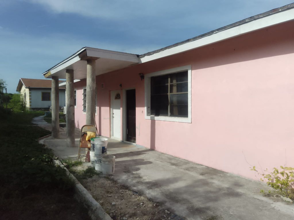 Property photo 1 of 6