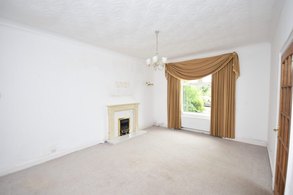 Property photo 2 of 31