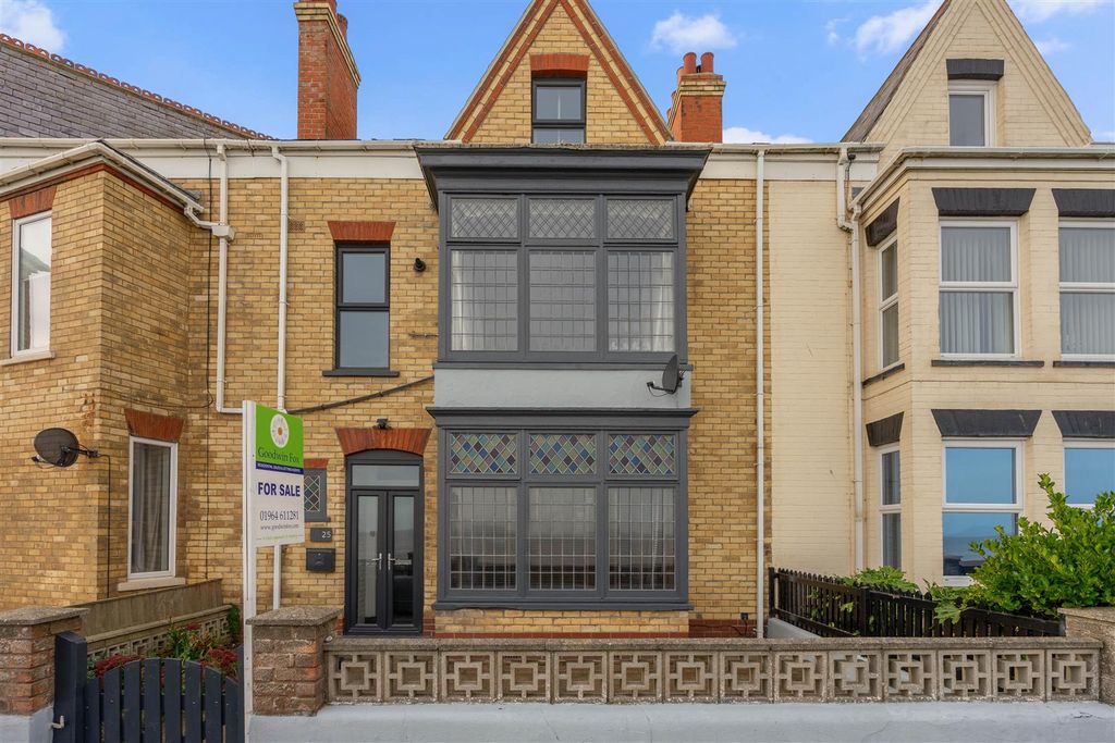 Property photo 1 of 27