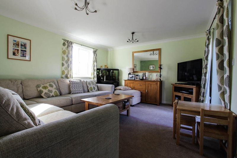 Property photo 2 of 21 Photo 4