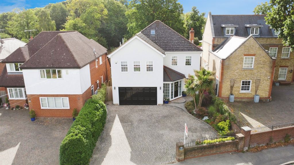 Property photo 1 of 17