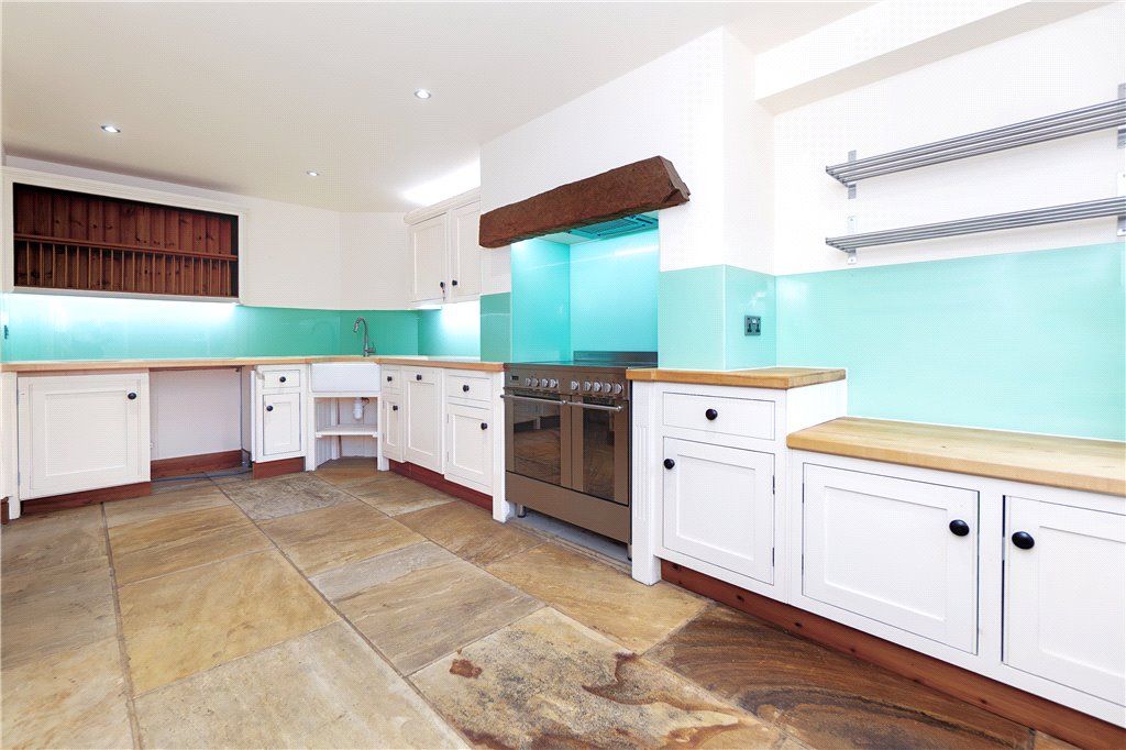 Property photo 3 of 23 Kitchen Diner