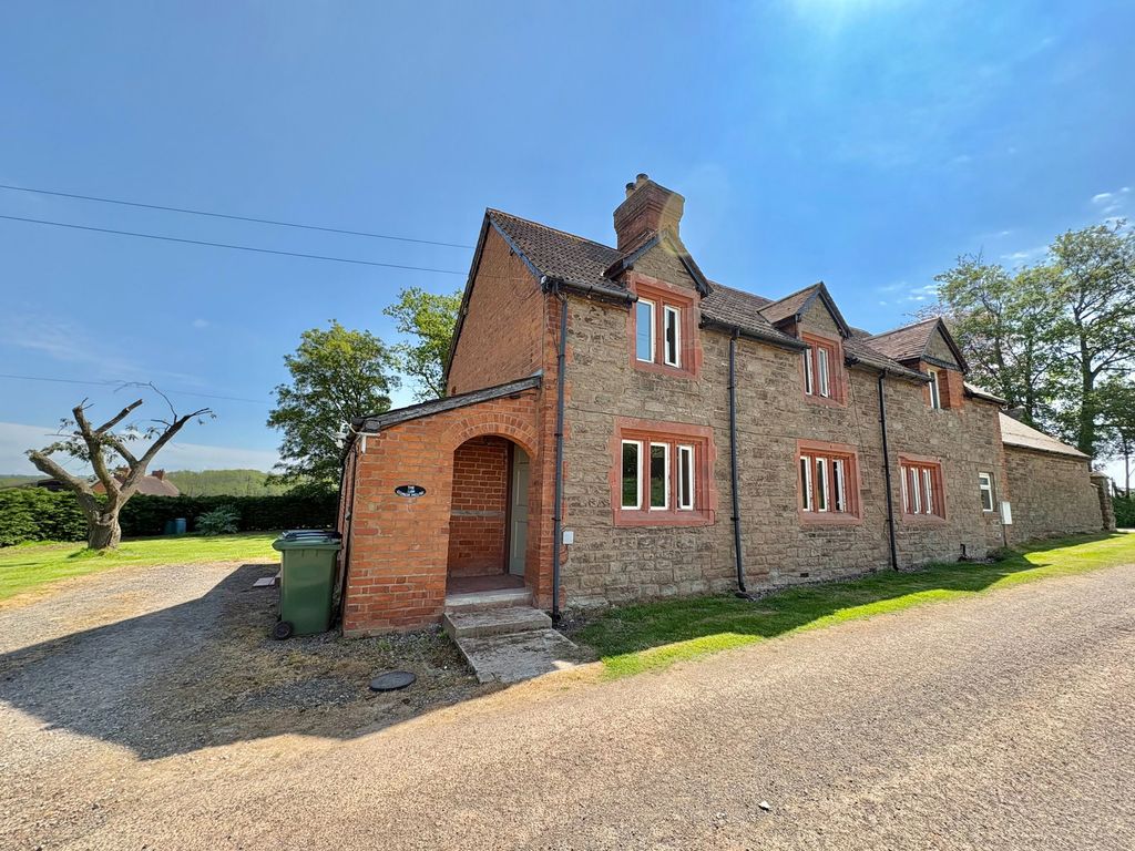 Property photo 1 of 39