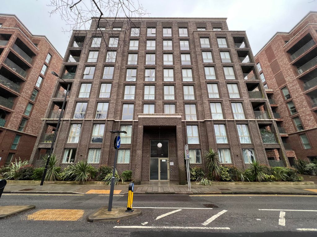 Property photo 1 of 16 Exterior