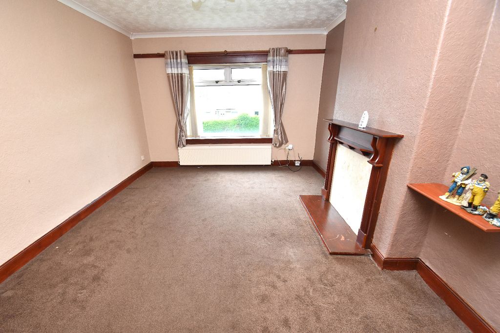 Property photo 3 of 15 4580813