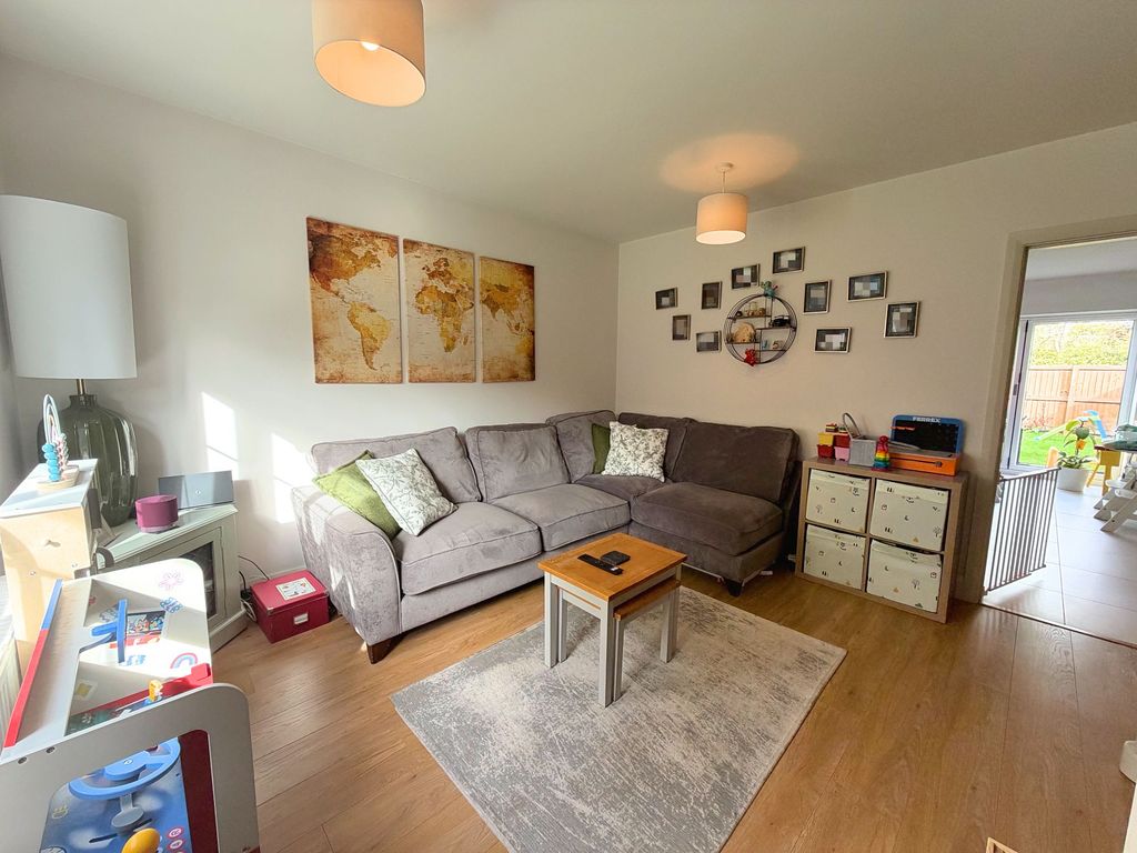 Property photo 2 of 22