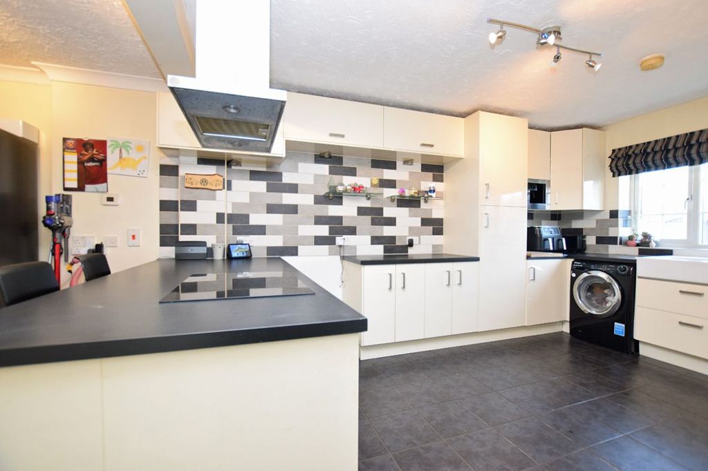 Property photo 2 of 14 2 - Kitchen