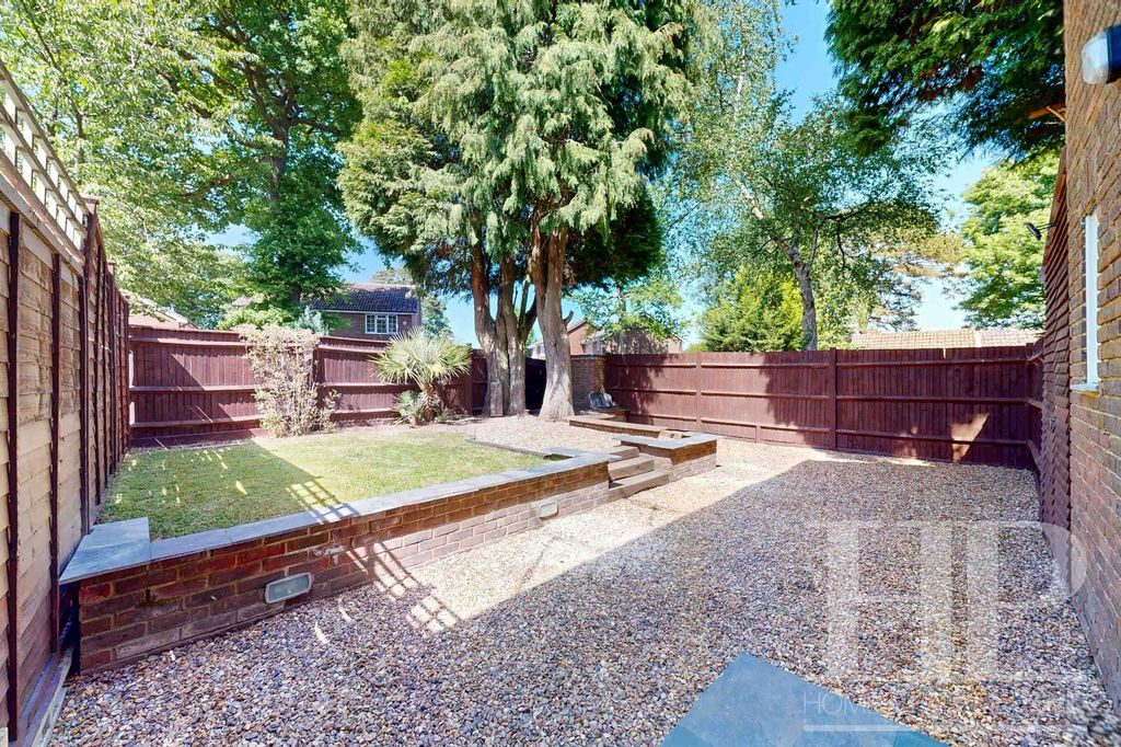 Property photo 3 of 16