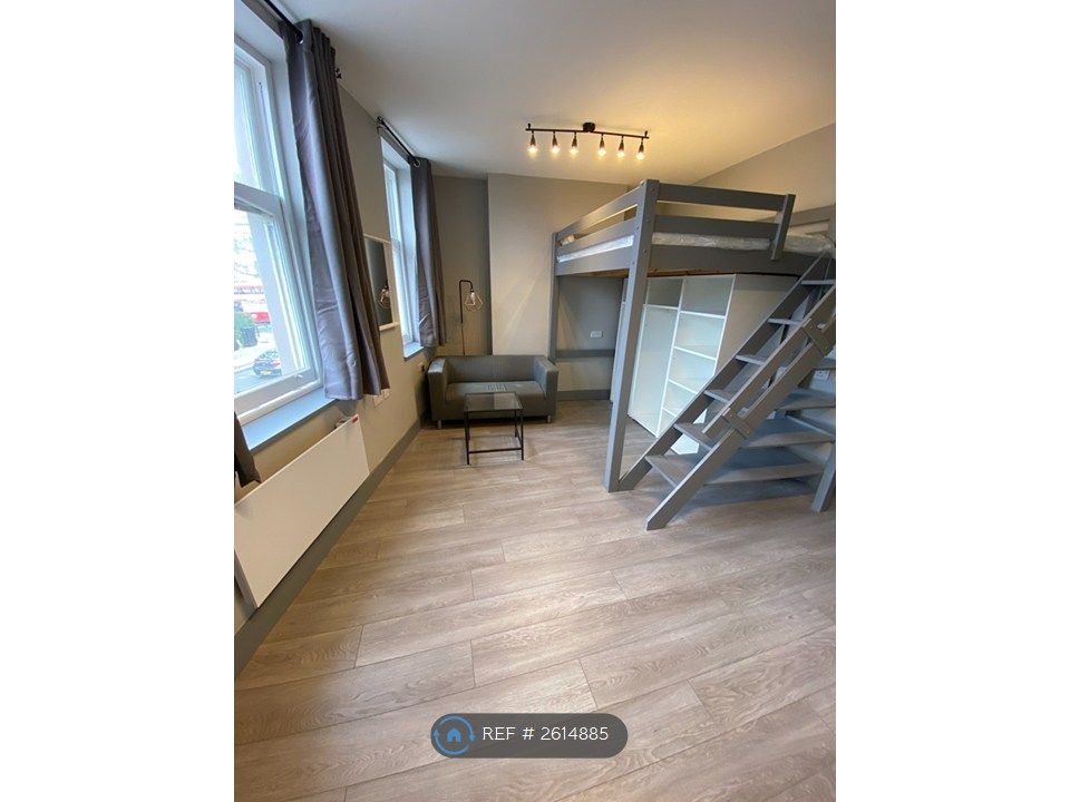 Property photo 1 of 19 Living Area