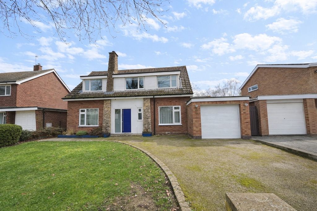 Property photo 1 of 17