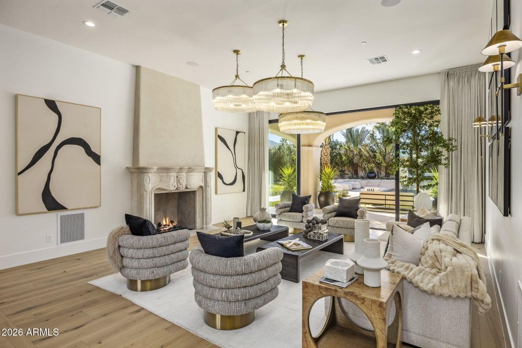 Property photo 2 of 41