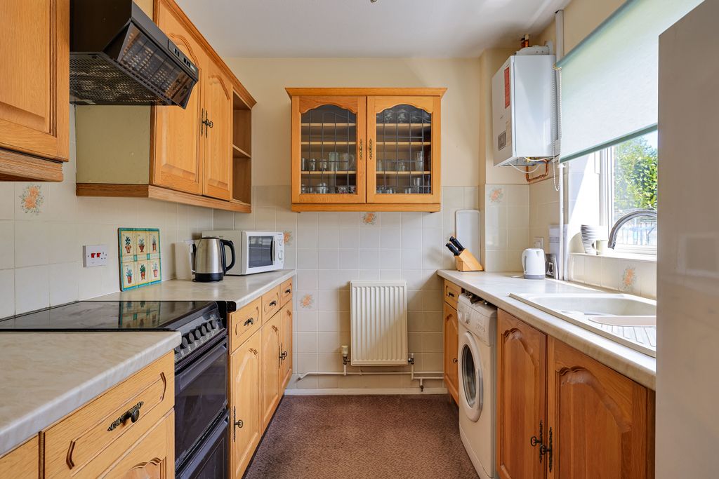 Property photo 3 of 17 Img13