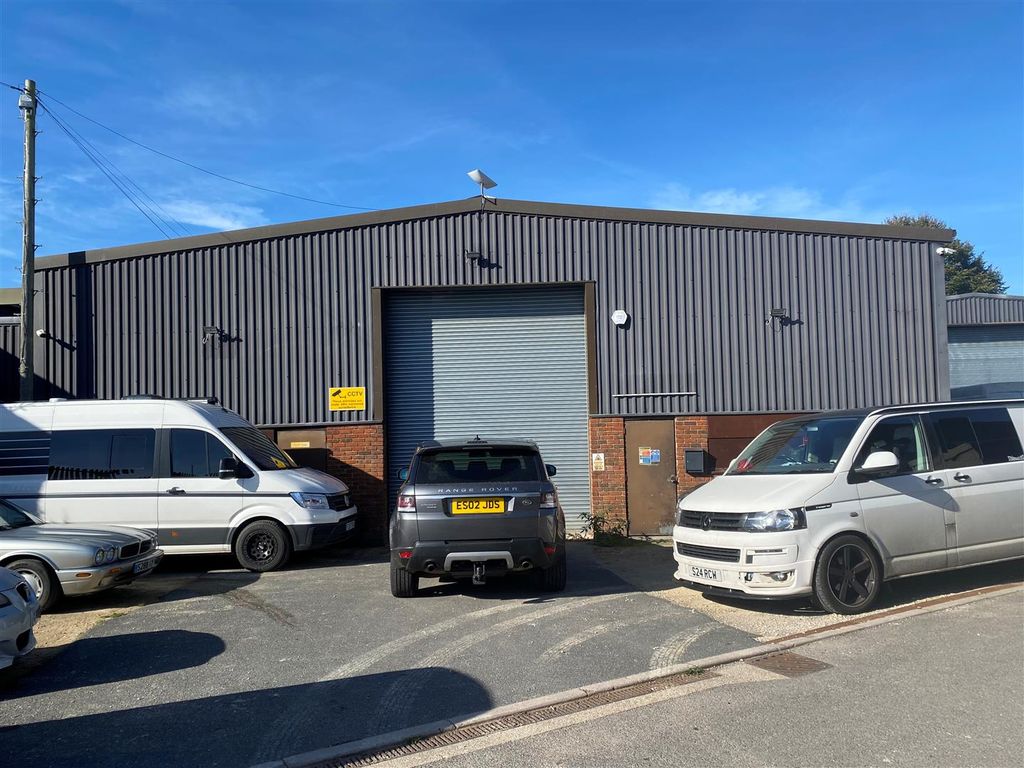 Property photo 2 of 4 Unit 5 External.Jpg