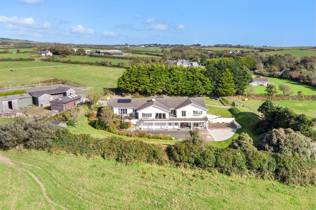 Property photo 1 of 48 Lhannon Shee