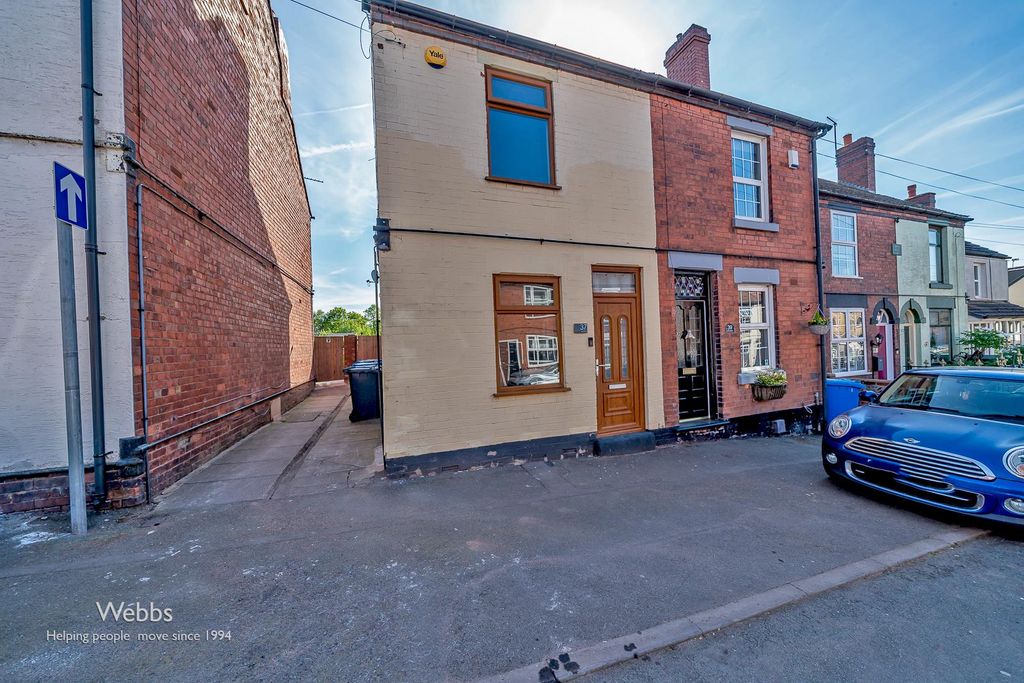 Property photo 1 of 23 Â© Webbs Estate Agents Â© (165 Of 165).Jpg