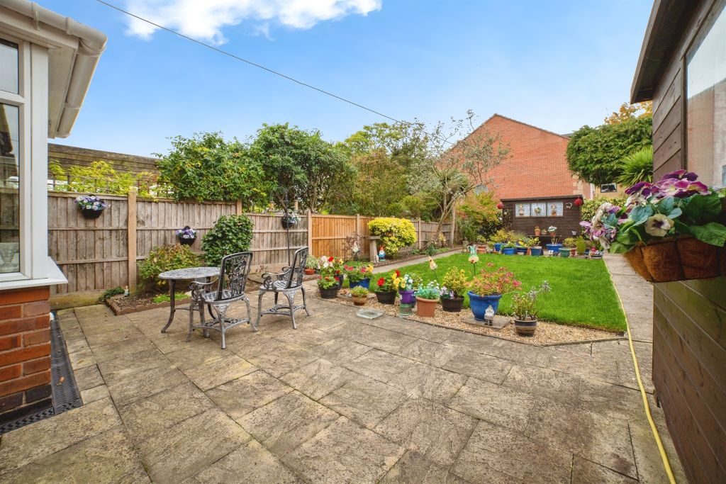 Property photo 3 of 17