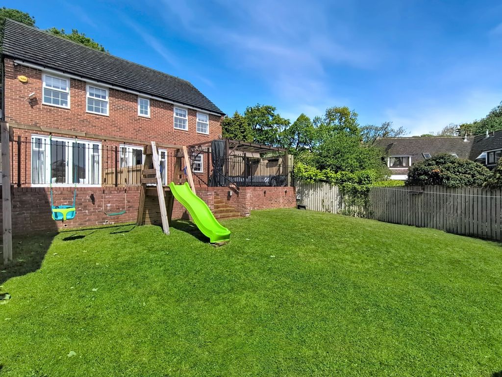 Additional image 29 of 4 bed detached house for saleLockgate Rise, Birkenshaw, Bradford, West Yorkshire BD11