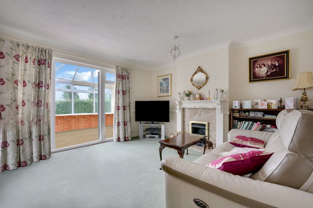 Property photo 3 of 15