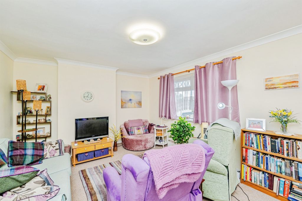 Property photo 2 of 21