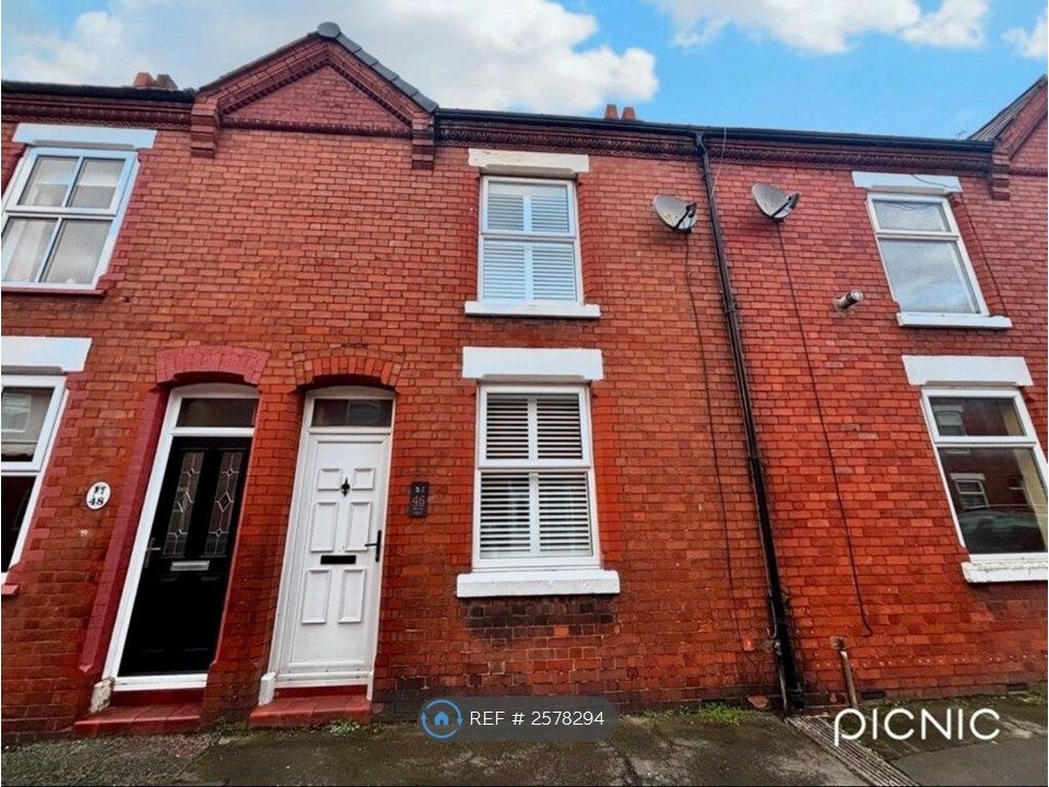Property photo 1 of 12