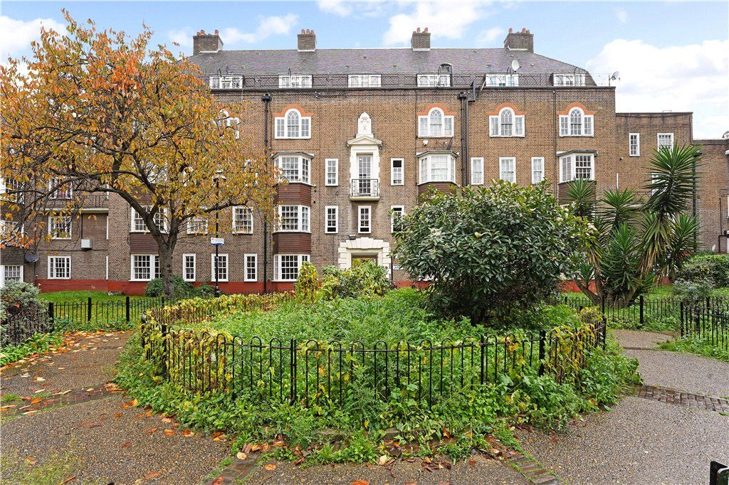 Property photo 1 of 12 External