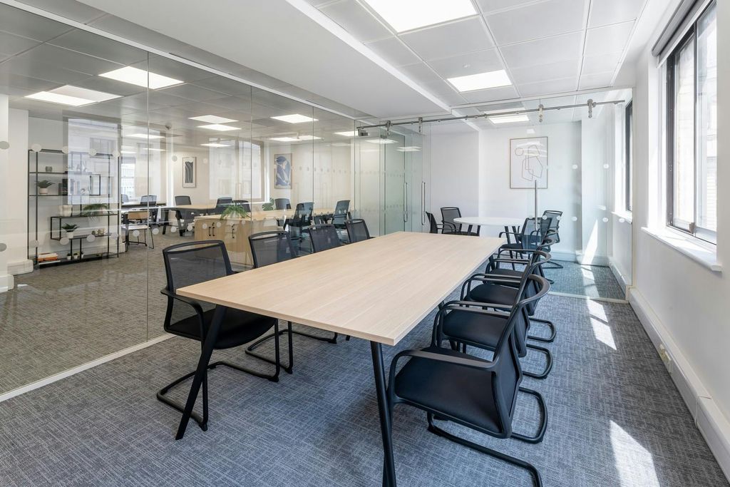 Property photo 2 of 20 Meeting Room