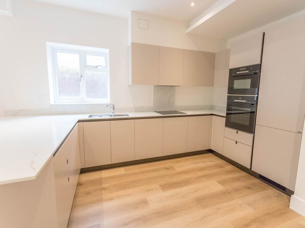 Property photo 3 of 15 Img_1032