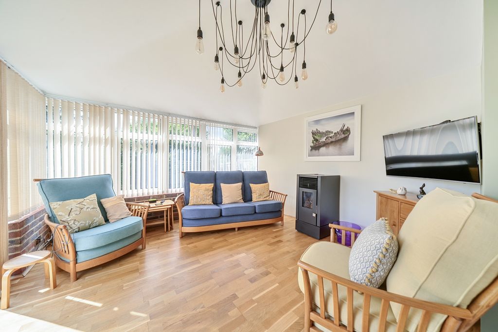 Property photo 2 of 23 1480279-19-6A44E7F42E7d0