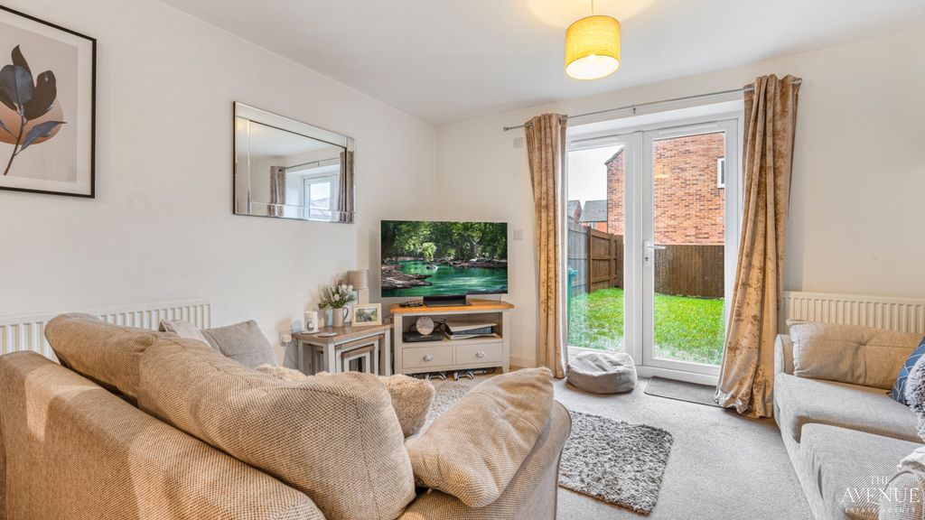 Property photo 2 of 17 4892382