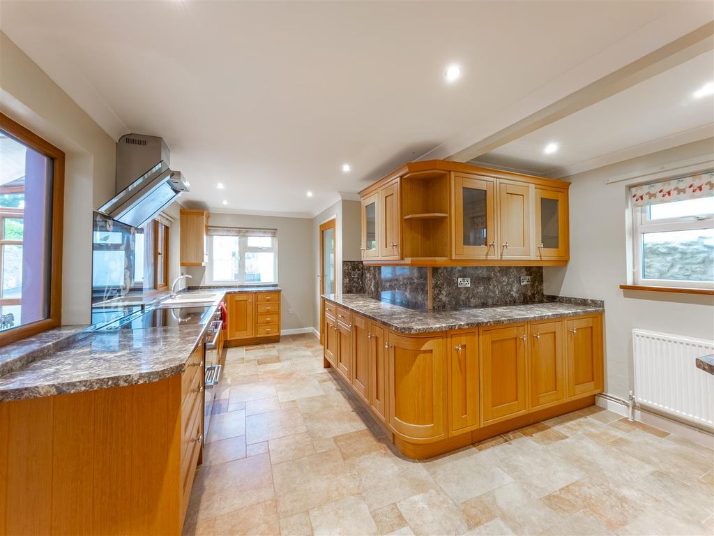 Property photo 3 of 42 Sunny Villa, Breage-06.Jpg