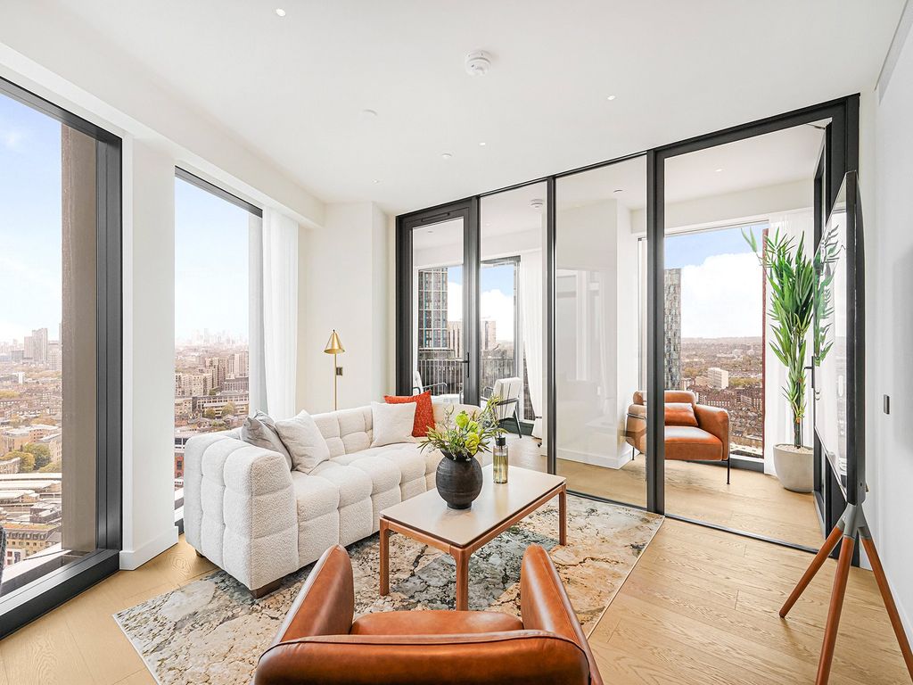 Property photo 2 of 18 River Park Tower