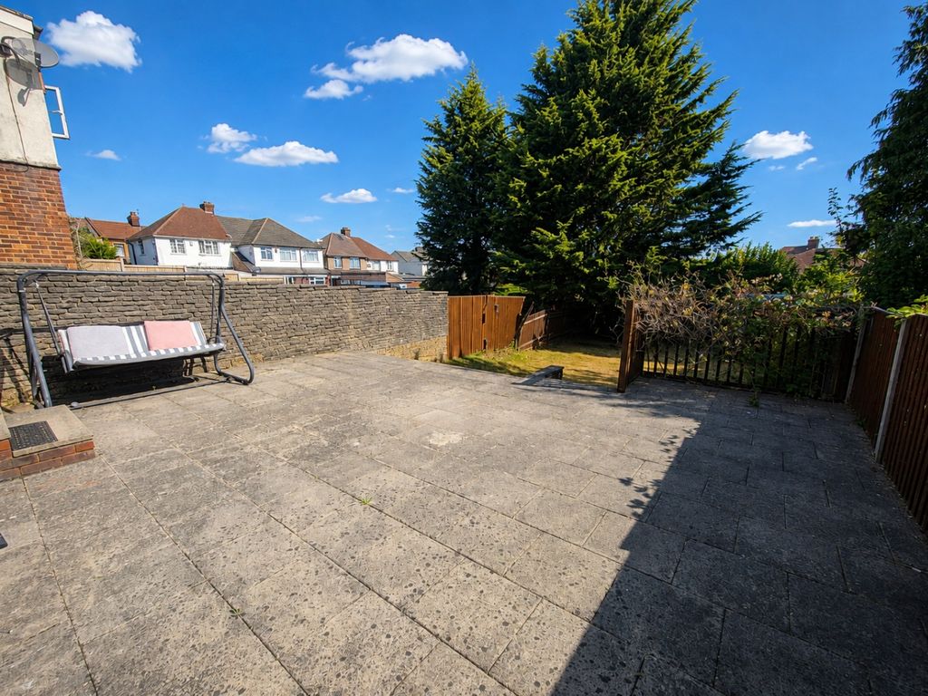 Property photo 2 of 10 4952611