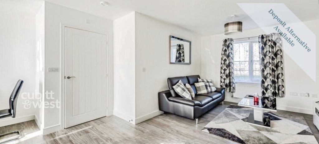 Property photo 3 of 10 Living Area