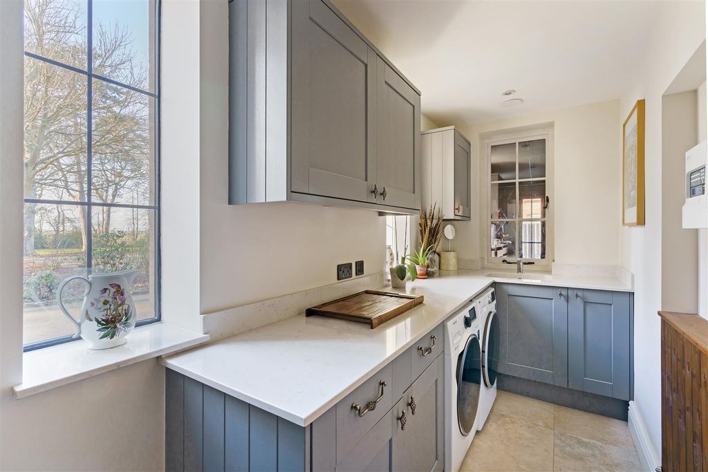 Additional image 13 of 4 bed detached house for saleDarlton Road, Dunham-On-Trent, Newark NG22
