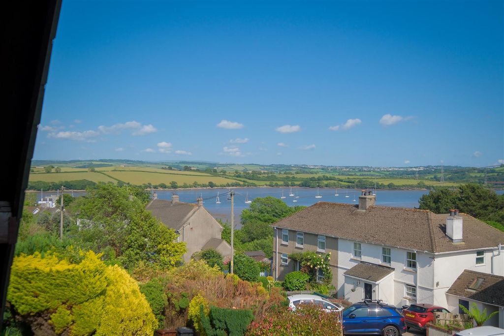 Property photo 3 of 25 Parry The Quillett Cargreen Photos-25.Jpg