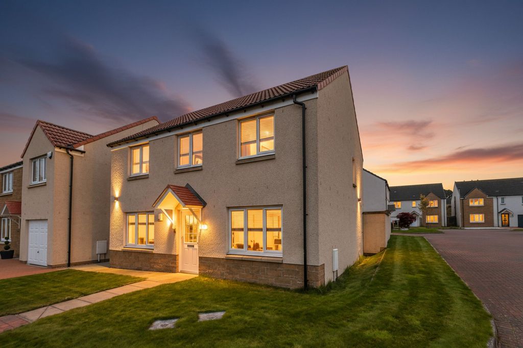 Property photo 1 of 22 Exterior