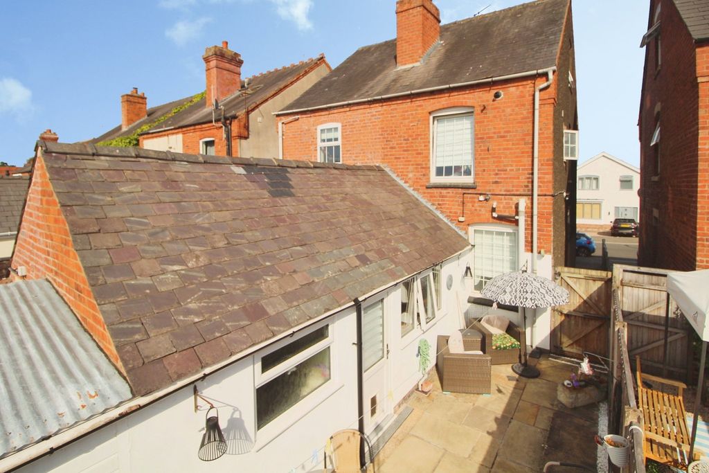 Property photo 1 of 21