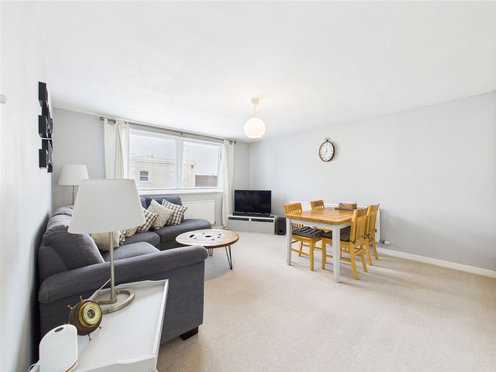 Property photo 2 of 11 Picture No. 02
