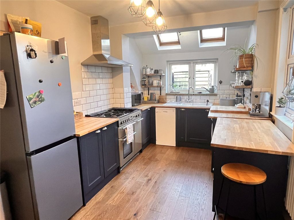 Property photo 2 of 15 Picture No. 06