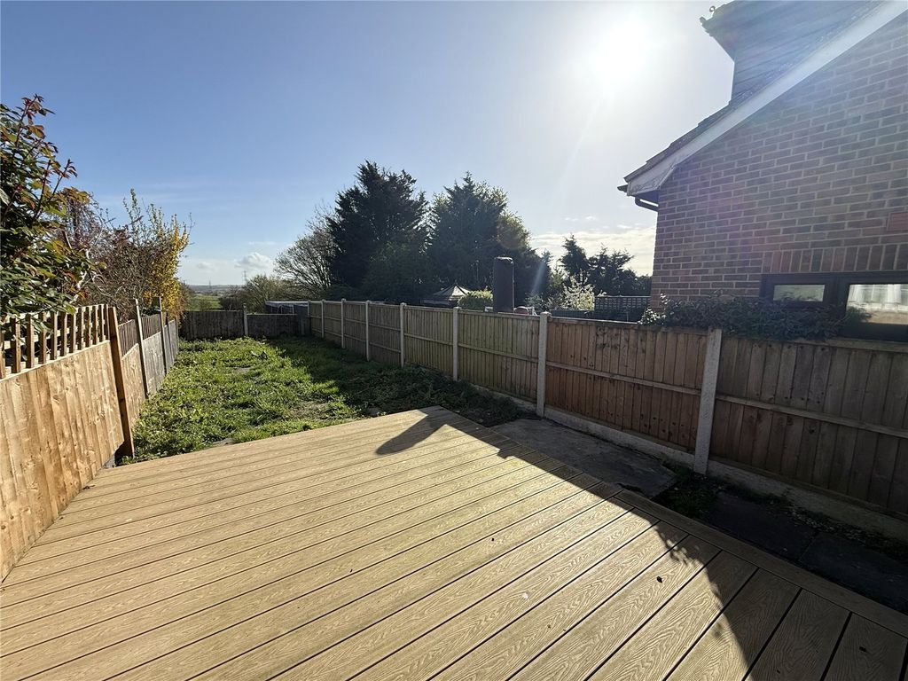 Property photo 3 of 16 Picture No. 25