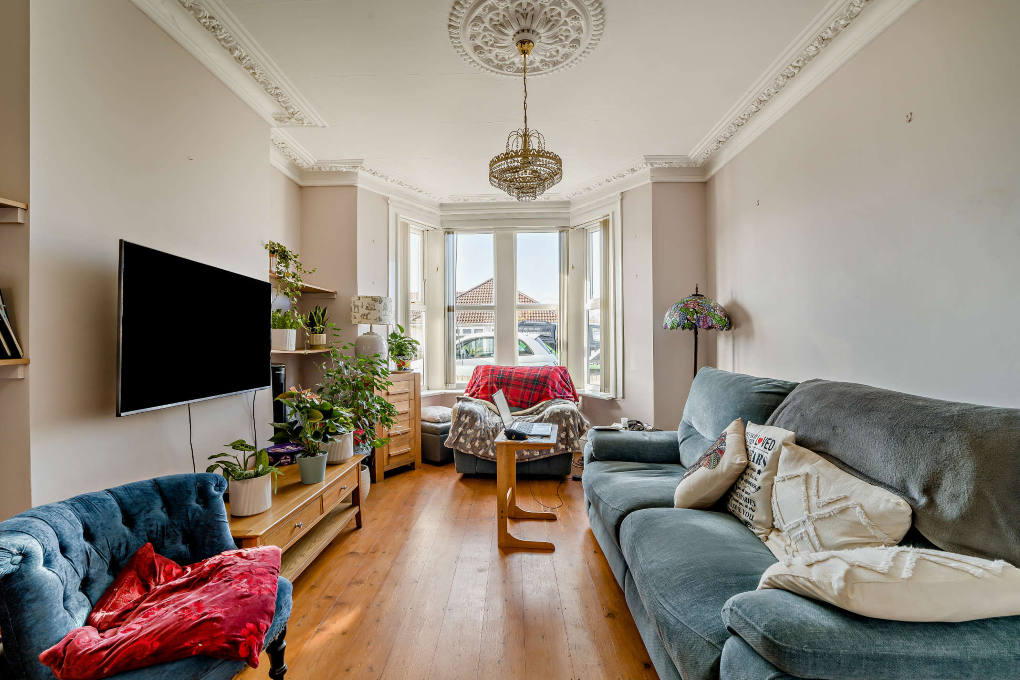 Property photo 3 of 9