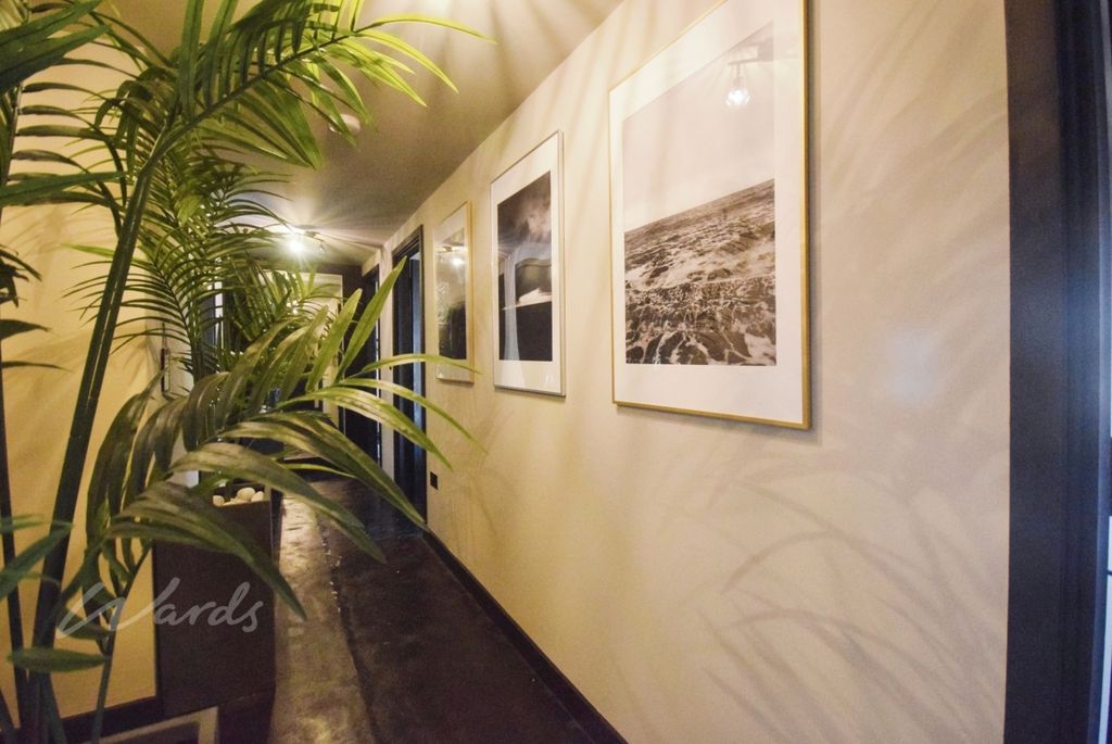 Property photo 3 of 8 Trinity Hall Use