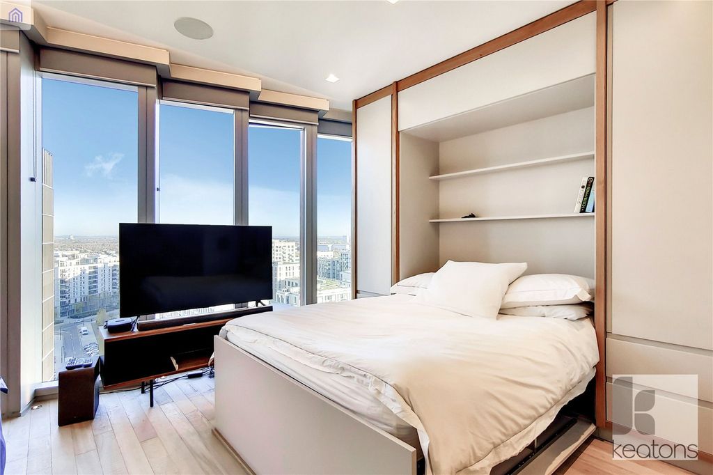 Property photo 1 of 11 Studio View 2