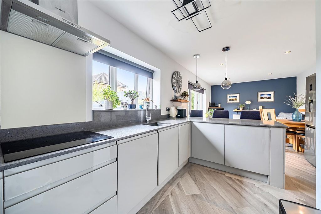 Property photo 3 of 20 1538428 (17).Jpg