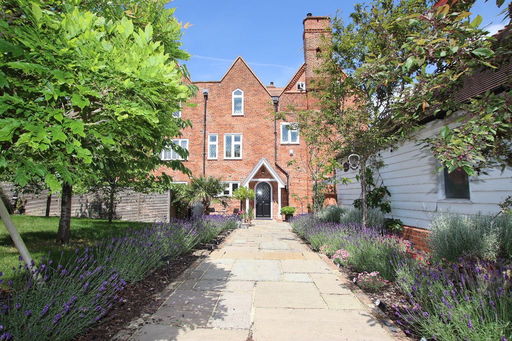Property photo 1 of 47 Hillside House, Cravenwood Close, Weeley